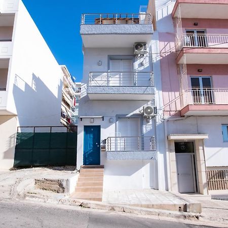 Urban Lifestyle Apartment In Piraeus Bagian luar foto