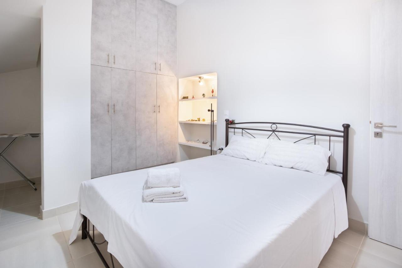 Urban Lifestyle Apartment In Piraeus Bagian luar foto